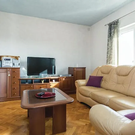 Apartment Two-bedroom In Dracevac Ninski
