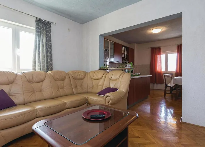 Two-bedroom In 아파트 Dracevac Ninski